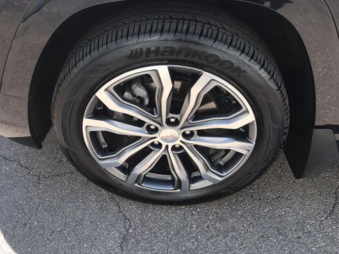 Used 2018 GMC Terrain Denali w/ Comfort Package AWD/4WD image 27