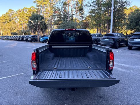 Used 2020 Nissan Frontier SV image 26