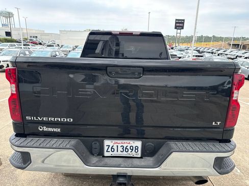 Used 2024 Chevrolet Silverado 2500 LT w/ Convenience Package AWD/4WD image 6