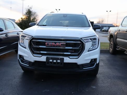 Used 2022 GMC Terrain AT4 w/ Tech Package image 3
