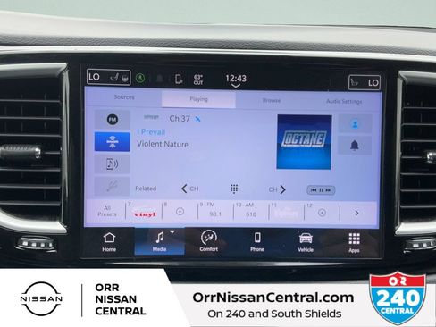 Used 2023 Chrysler Pacifica Touring-L FWD image 23