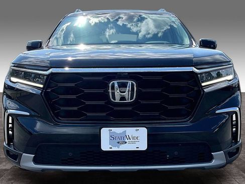 Used 2025 Honda Pilot Elite image 27