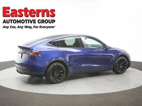 Used 2023 Tesla Model Y Long Range AWD/4WD image 37