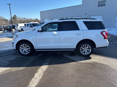 Certified 2021 Ford Expedition XLT image 6