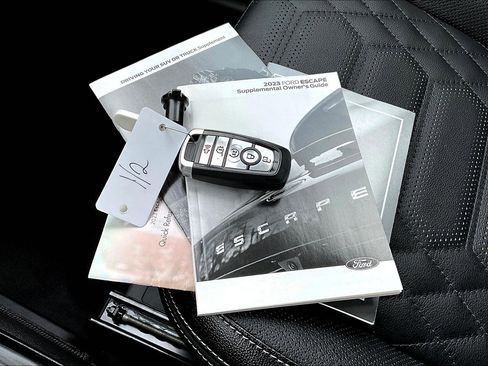 Used 2023 Ford Escape SE w/ PHEV Premium Package image 12