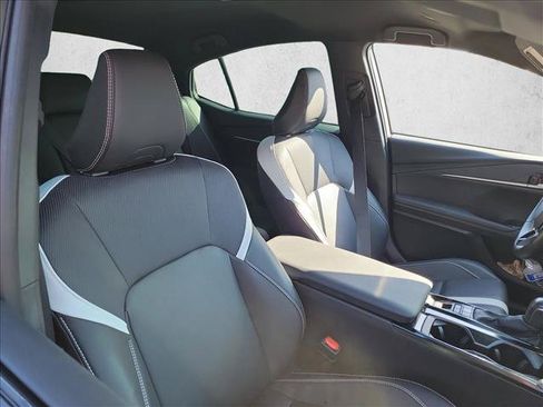 Used 2025 Toyota Camry SE w/ Convenience Package FWD image 11