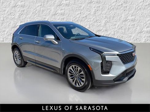 Used 2024 Cadillac XT4 Premium Luxury image 1