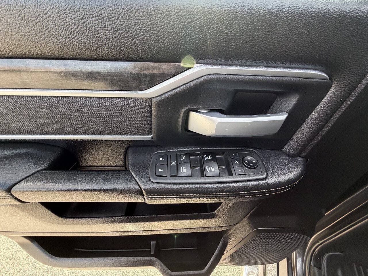 Used 2019 RAM 2500 Big Horn AWD/4WD image 16