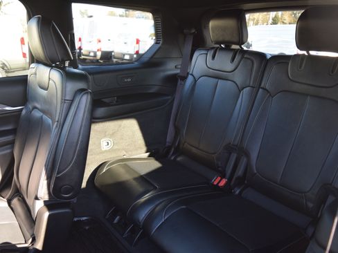 Used 2024 Jeep Grand Cherokee L Overland image 9