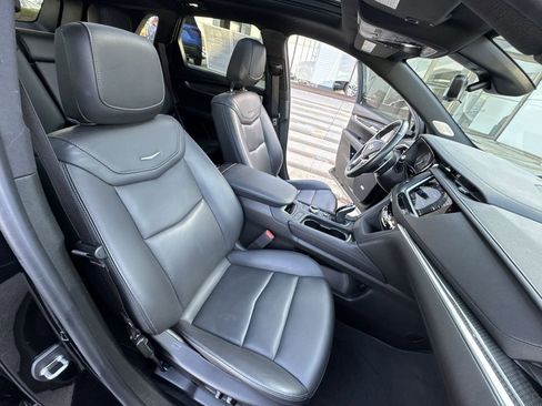 Used 2023 Cadillac XT5 Sportv w/ Technology Package image 29