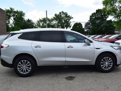 Used 2022 Buick Enclave Premium FWD image 5