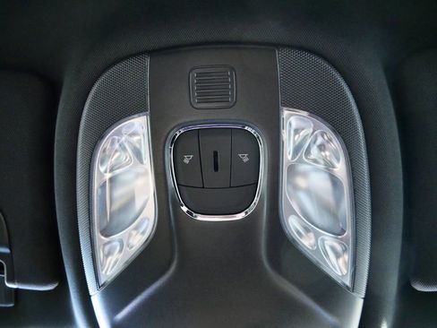 Used 2024 Jeep Compass Latitude image 52