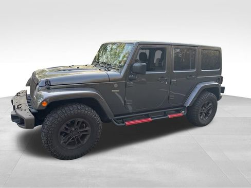 Used 2017 Jeep Wrangler Unlimited Sahara image 10