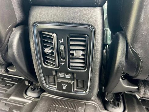 Certified 2021 Jeep Grand Cherokee Limited w/ Premium Lighting Group AWD/4WD image 45