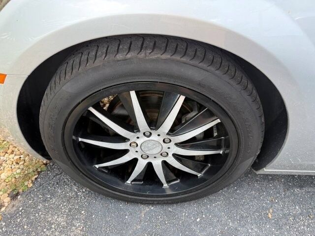 Used 2010 Chevrolet Camaro LT w/ RS Package RWD image 8