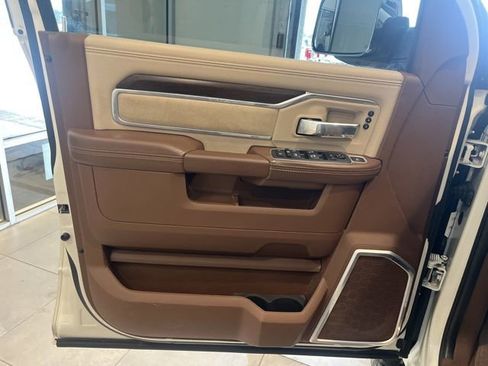 Used 2022 RAM 2500 Laramie image 13