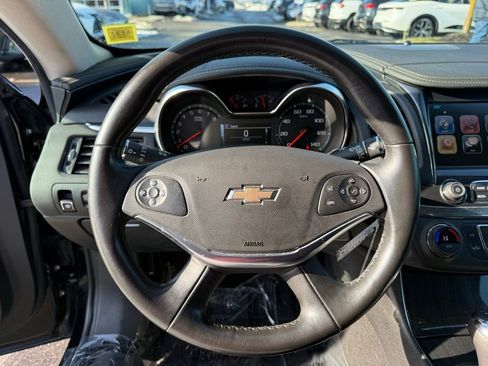 Used 2017 Chevrolet Impala LT image 7