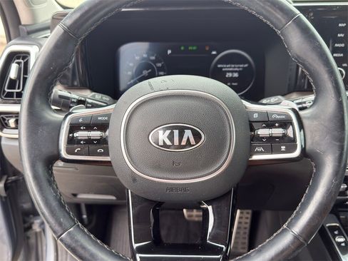 Used 2021 Kia Sorento SX Prestige image 26