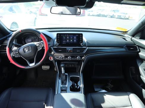 Used 2022 Honda Accord Sport image 7