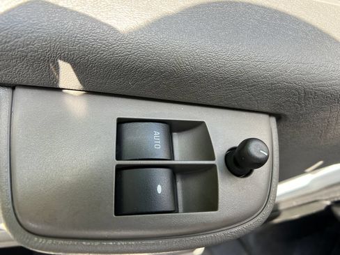 Used 2025 GMC Savana 2500 w/ Driver Convenience Package RWD image 12