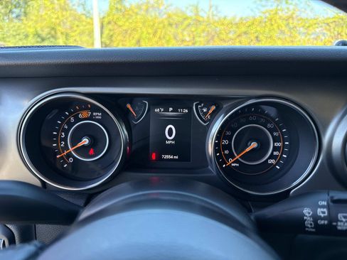 Used 2018 Jeep Wrangler Unlimited Sport S image 34