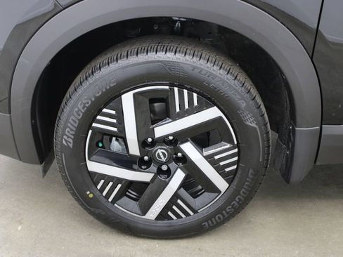 New 2026 Nissan Kicks SV image 27