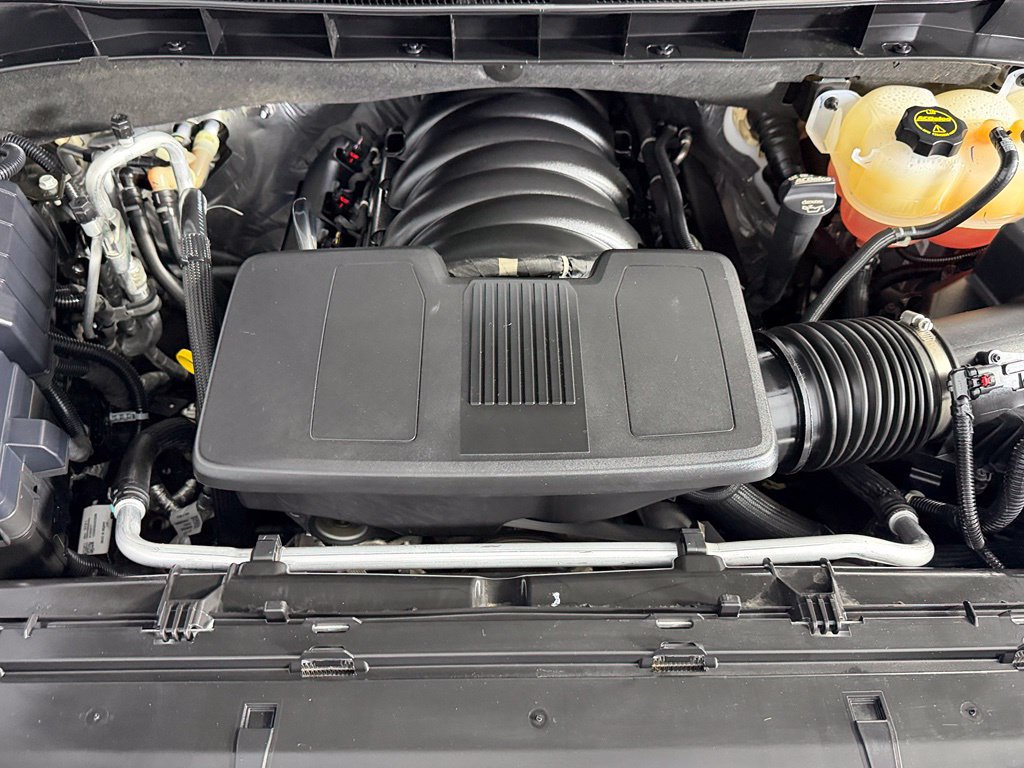 Used 2025 GMC Yukon Denali AWD/4WD image 22