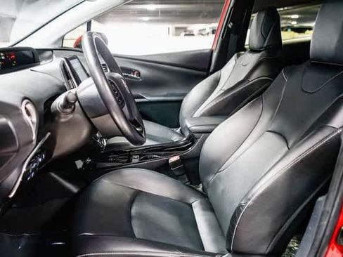 Certified 2021 Toyota Prius Prime Limited image 18