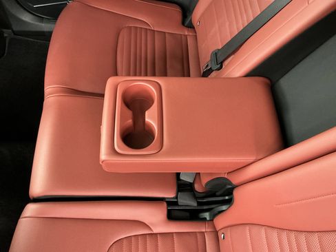 Used 2026 Kia Sportage SX image 30