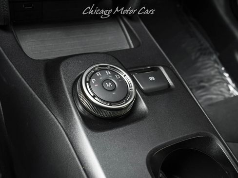 Used 2021 Ford Mustang Shelby GT500 w/ Technology Package RWD image 16