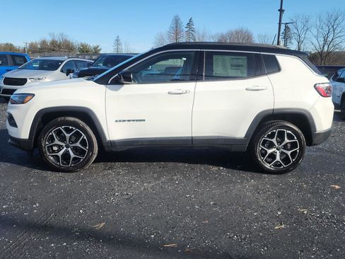 New 2026 Jeep Compass Limited image 8