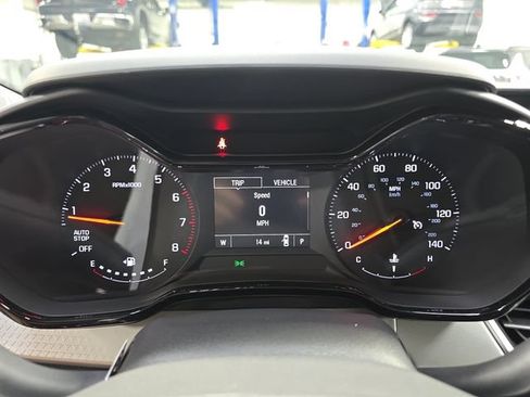 New 2026 Chevrolet Trax LS w/ LS Convenience Package FWD image 19