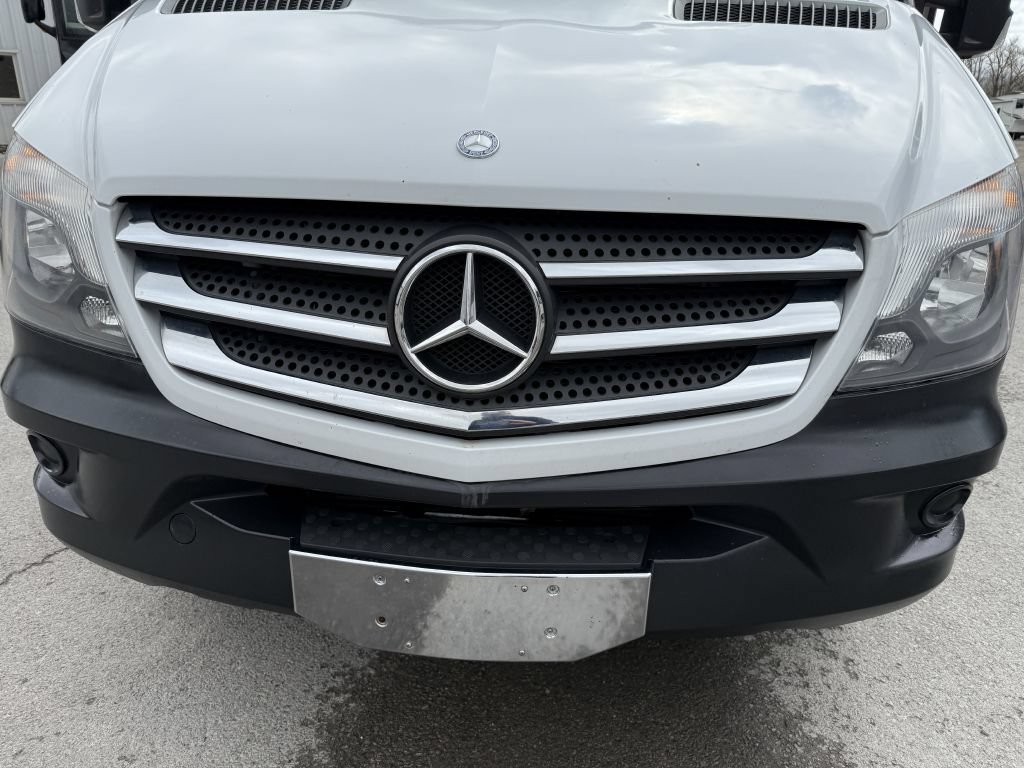 Used 2014 Mercedes-Benz Sprinter 3500 image 26