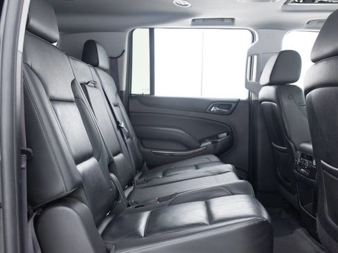 Used 2015 Chevrolet Suburban LT w/ Luxury Package image 34