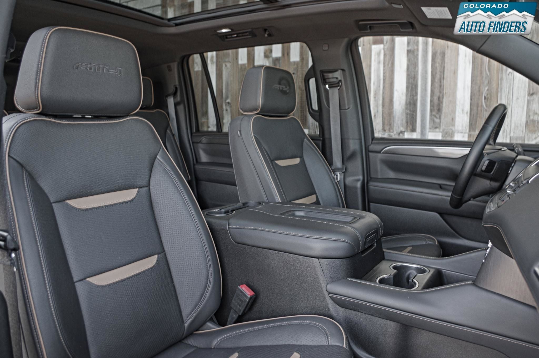 Used 2023 GMC Yukon XL AT4 w/ AT4 Premium Plus Package AWD/4WD image 22
