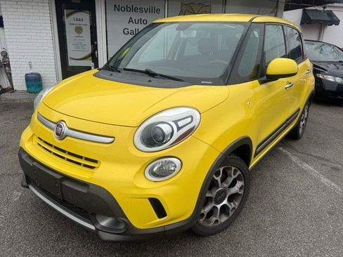 Used 2014 FIAT 500L Trekking image 1