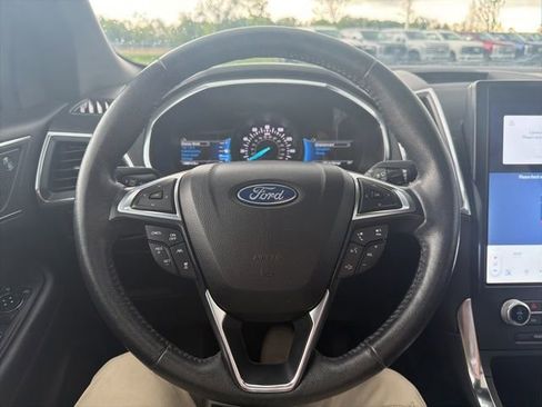 Used 2021 Ford Edge Titanium w/ Equipment Group 301A AWD/4WD image 46