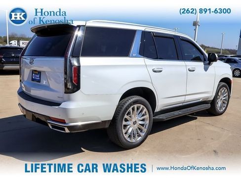 Used 2023 Cadillac Escalade Premium Luxury AWD/4WD image 5