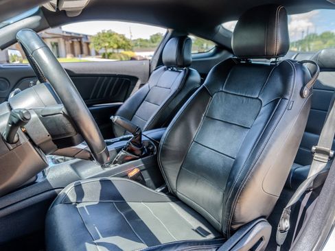 Used 2021 Ford Mustang GT RWD image 25