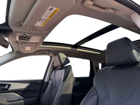 Used 2023 Acura MDX SH-AWD w/ Technology Package image 11