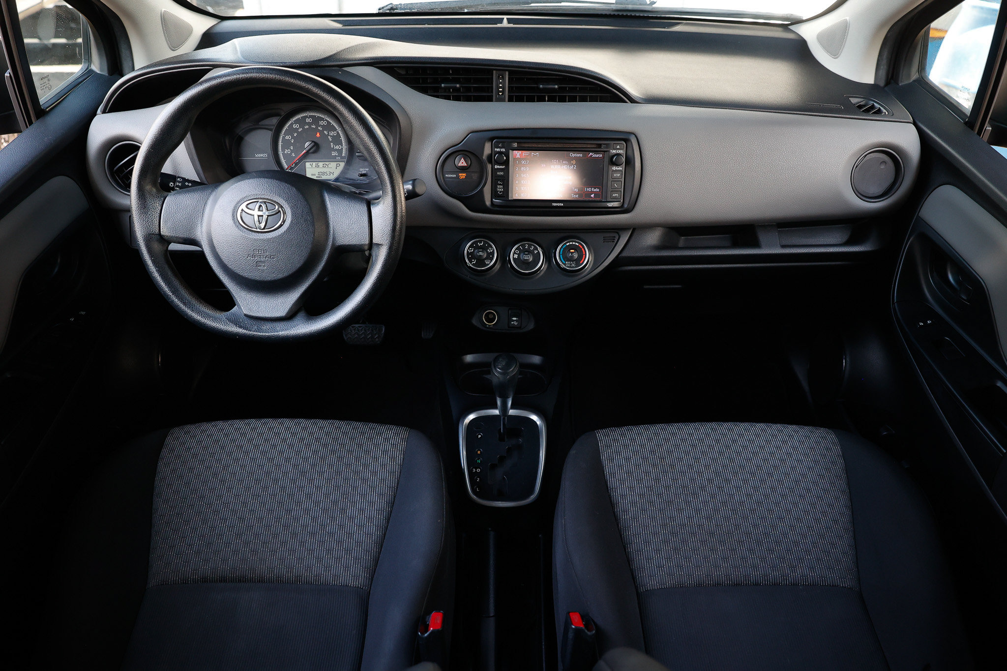 Used 2015 Toyota Yaris L FWD image 2