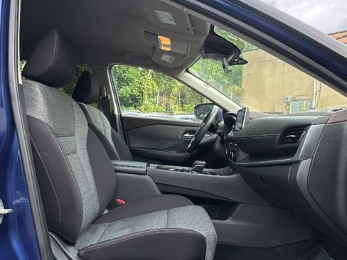 Used 2023 Nissan Rogue SV AWD/4WD image 23