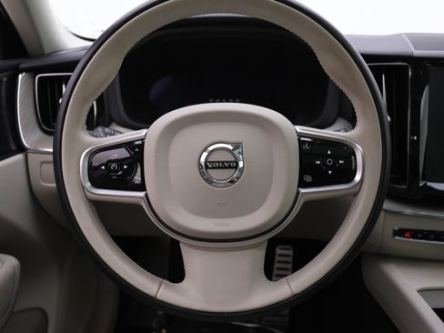 Certified 2023 Volvo XC60 T8 Plus w/ Climate Package image 18