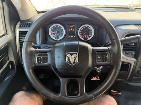 Used 2015 RAM 2500 Tradesman image 28