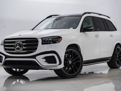 Used 2024 Mercedes-Benz GLS 580 4MATIC w/ Warmth & Comfort Package
