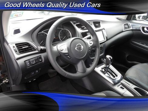 Used 2019 Nissan Sentra SR image 12