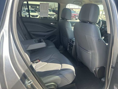 Used 2019 Buick Envision Essence image 35