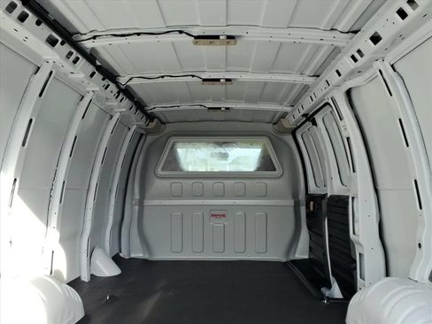 New 2026 Chevrolet Express 2500 w/ Driver Convenience Package RWD image 15