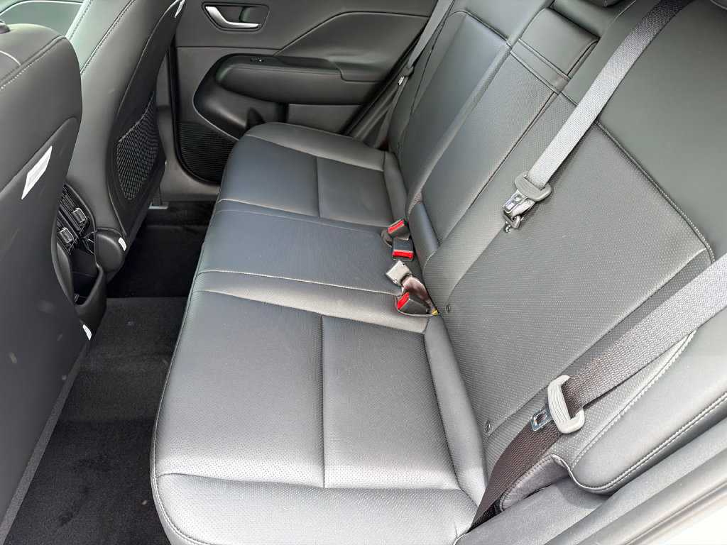 New 2026 Hyundai Kona Limited FWD image 19