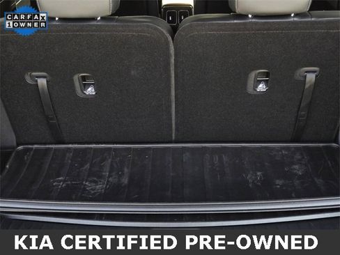 Certified 2025 Kia Sorento EX image 9